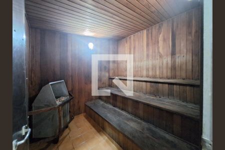 Apartamento à venda com 130m², 3 quartos e 2 vagas Apartamento à venda com 130m², 3 quartos e 2 vagasSaúna