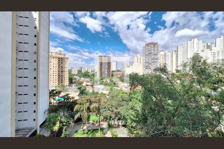 Apartamento à venda com 130m², 3 quartos e 2 vagas Apartamento à venda com 130m², 3 quartos e 2 vagasVista da Suíte