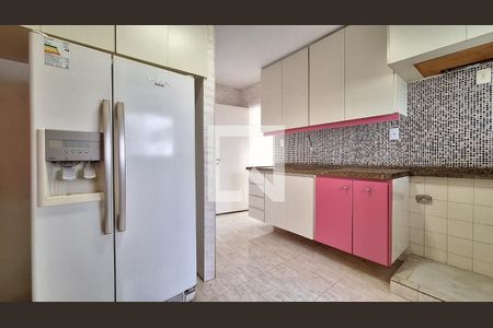 Apartamento à venda com 130m², 3 quartos e 2 vagas Apartamento à venda com 130m², 3 quartos e 2 vagasCozinha