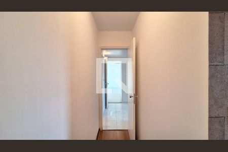 Apartamento à venda com 130m², 3 quartos e 2 vagas Apartamento à venda com 130m², 3 quartos e 2 vagasCorredor