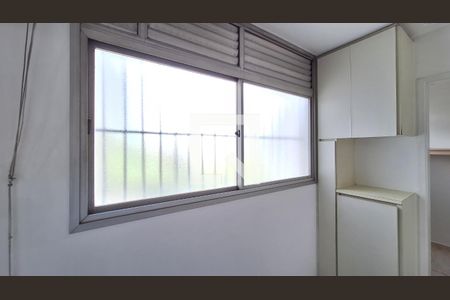 Apartamento à venda com 130m², 3 quartos e 2 vagas Apartamento à venda com 130m², 3 quartos e 2 vagasÁrea de Serviço