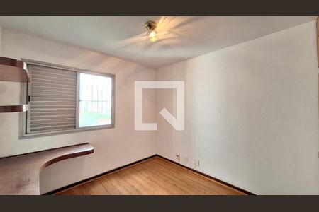 Apartamento à venda com 130m², 3 quartos e 2 vagas Apartamento à venda com 130m², 3 quartos e 2 vagasQuarto 2