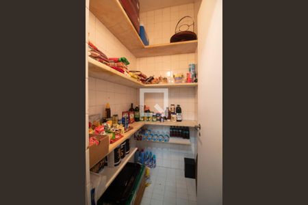 Apartamento à venda com 340m², 4 quartos e 2 vagasCopa da Cozinha - Despensa