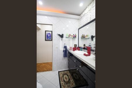 Apartamento à venda com 340m², 4 quartos e 2 vagasBanheiro da Suíte 1