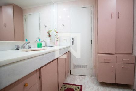 Apartamento à venda com 340m², 4 quartos e 2 vagasBanheiro social