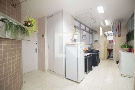 Apartamento à venda com 340m², 4 quartos e 2 vagasÁrea de serviço