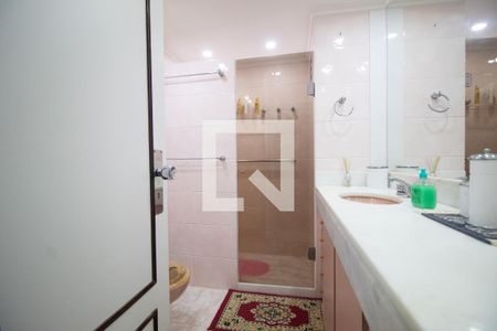 Apartamento à venda com 340m², 4 quartos e 2 vagasBanheiro social