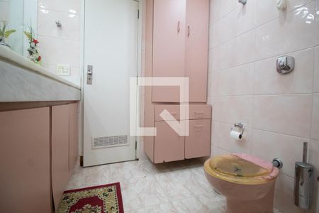 Apartamento à venda com 340m², 4 quartos e 2 vagasBanheiro social
