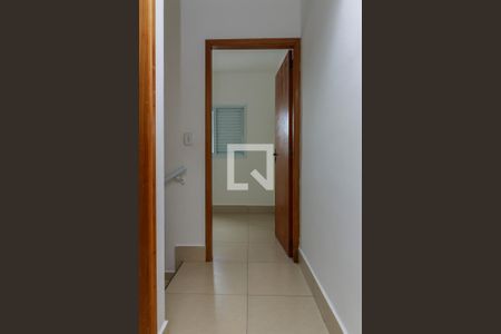 Casa de condomínio para alugar com 48m², 2 quartos e sem vagaCorredor