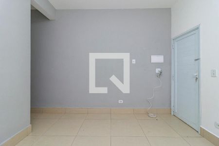 Sala de casa de condomínio para alugar com 2 quartos, 48m² em Parque Maria Helena, São Paulo