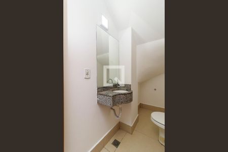 Casa de condomínio para alugar com 48m², 2 quartos e sem vagaLavabo