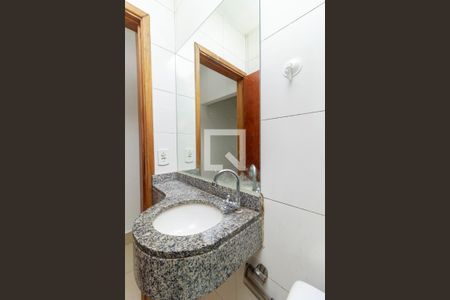 Casa de condomínio para alugar com 48m², 2 quartos e sem vagaBanheiro