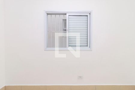 Quarto 1 de casa de condomínio para alugar com 2 quartos, 48m² em Parque Maria Helena, São Paulo