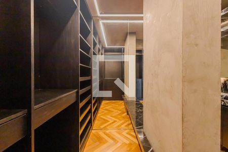 Apartamento à venda com 182m², 2 quartos e 3 vagasCloset da suíte 2