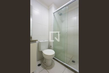 Apartamento para alugar com 54m², 2 quartos e 1 vaga Apartamento para alugar com 54m², 2 quartos e 1 vagaBanheiro da Suíte