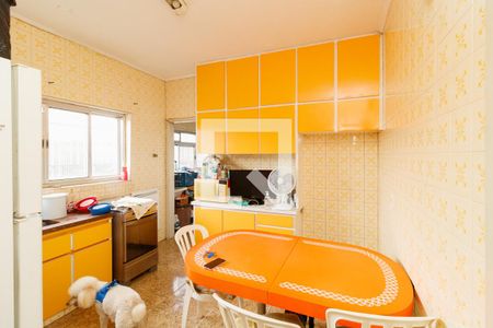 Casa à venda com 271m², 5 quartos e 3 vagasCozinha