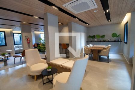 Apartamento para alugar com 33m², 1 quarto e sem vaga Apartamento para alugar com 33m², 1 quarto e sem vagaÁrea comum - Salão de festas