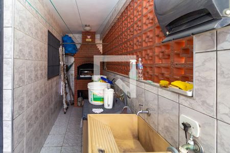 Casa à venda com 148m², 4 quartos e 2 vagas Casa à venda com 148m², 4 quartos e 2 vagasCasa 1 - Área de Serviço