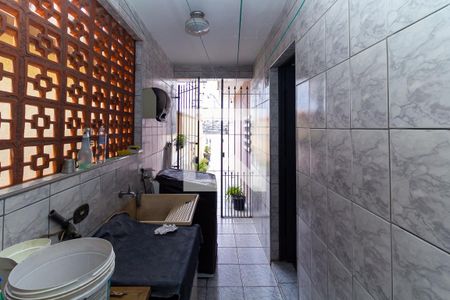 Casa à venda com 148m², 4 quartos e 2 vagas Casa à venda com 148m², 4 quartos e 2 vagasCasa 1 - Área de Serviço