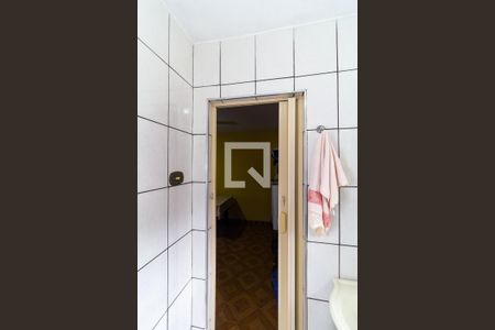 Casa à venda com 148m², 4 quartos e 2 vagas Casa à venda com 148m², 4 quartos e 2 vagasCasa 1 - Banheiro da Suíte