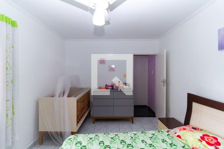 Casa à venda com 148m², 4 quartos e 2 vagas Casa à venda com 148m², 4 quartos e 2 vagasCasa 2 - Quarto