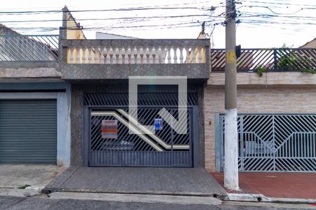 Casa à venda com 148m², 4 quartos e 2 vagas Casa à venda com 148m², 4 quartos e 2 vagasFachada