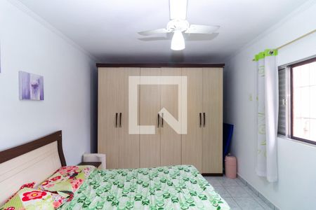 Casa à venda com 148m², 4 quartos e 2 vagas Casa à venda com 148m², 4 quartos e 2 vagasCasa 2 - Quarto