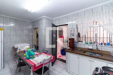 Casa à venda com 148m², 4 quartos e 2 vagas Casa à venda com 148m², 4 quartos e 2 vagasCasa 2 - Cozinha