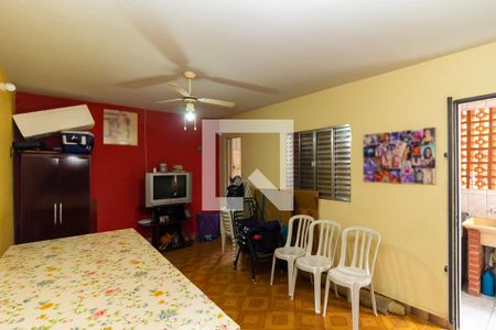 Casa à venda com 148m², 4 quartos e 2 vagas Casa à venda com 148m², 4 quartos e 2 vagasCasa 1 - Quarto 2 Suíte