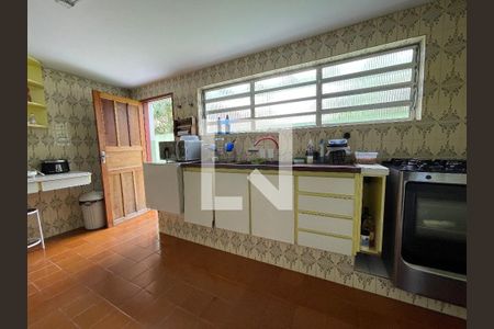Casa à venda com 350m², 5 quartos e 5 vagasCozinha