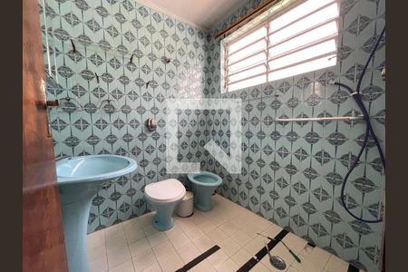 Casa à venda com 350m², 5 quartos e 5 vagasBanheiro do Quarto 4