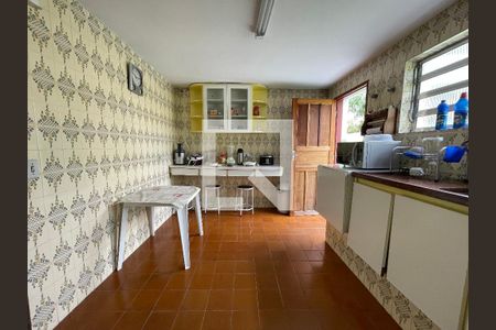 Casa à venda com 350m², 5 quartos e 5 vagasCozinha