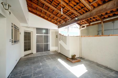 Casa para alugar com 200m², 3 quartos e 1 vagaQuintal