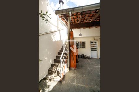 Casa para alugar com 200m², 3 quartos e 1 vagaQuintal