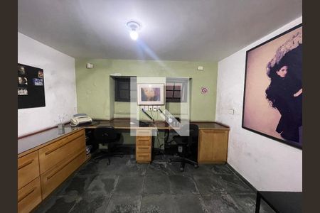 Studio à venda com 150m², 0 quarto e 1 vaga Studio à venda com 150m², 0 quarto e 1 vagaEscritório