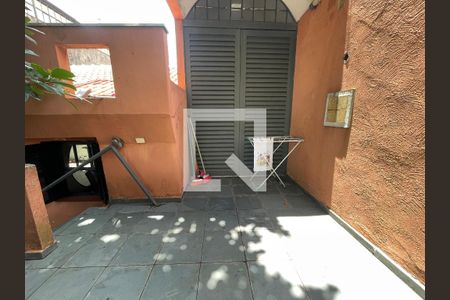 Studio à venda com 150m², 0 quarto e 1 vaga Studio à venda com 150m², 0 quarto e 1 vagaQuintal