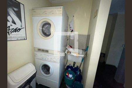 Studio à venda com 150m², 0 quarto e 1 vaga Studio à venda com 150m², 0 quarto e 1 vagaLavanderia