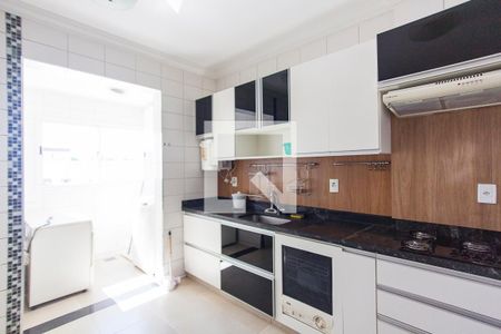 Apartamento para alugar com 90m², 2 quartos e 2 vagas Apartamento para alugar com 90m², 2 quartos e 2 vagasCozinha