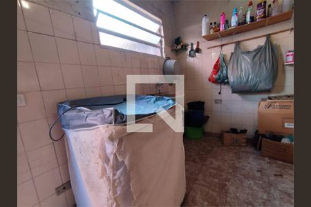 Casa à venda com 90m², 2 quartos e 3 vagas