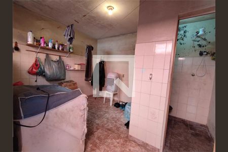 Casa à venda com 90m², 2 quartos e 3 vagas