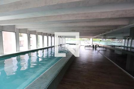 Apartamento à venda com 74m², 1 quarto e 1 vagaPiscina