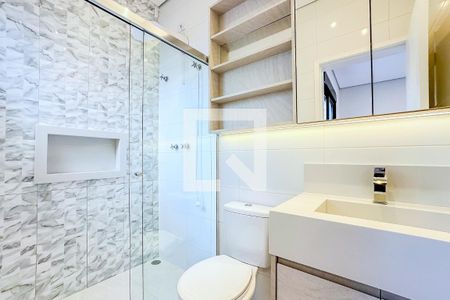 Casa à venda com 229m², 4 quartos e 4 vagasQuarto 3 banheiro