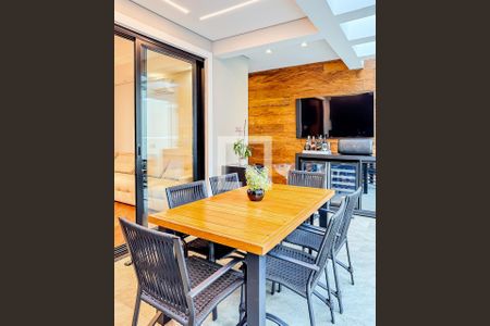 Casa à venda com 229m², 4 quartos e 4 vagasCozinha