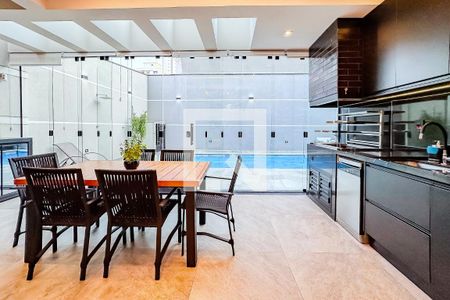 Casa à venda com 229m², 4 quartos e 4 vagasCozinha