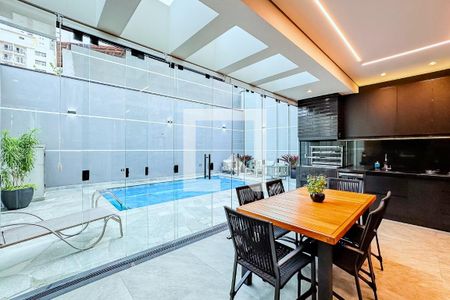 Casa à venda com 229m², 4 quartos e 4 vagasCozinha