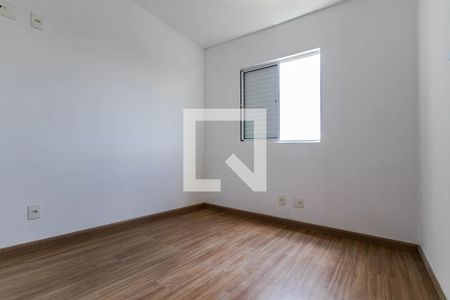 Apartamento para alugar com 63m², 3 quartos e 1 vagaQuarto 2