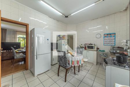 Casa à venda com 240m², 3 quartos e 3 vagasCozinha