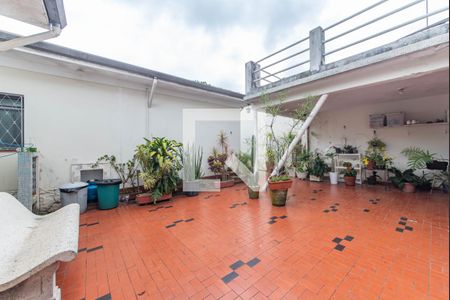 Casa à venda com 240m², 3 quartos e 3 vagasQuintal