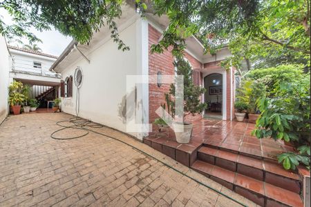 Casa à venda com 240m², 3 quartos e 3 vagasQuintal