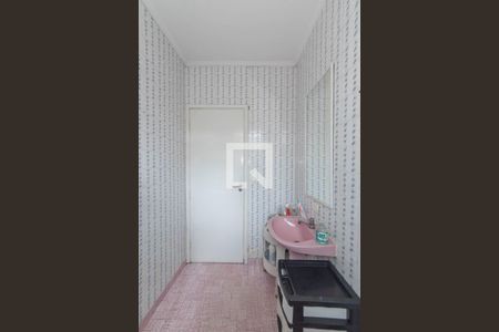 Casa à venda com 240m², 3 quartos e 3 vagasBanheiro 2